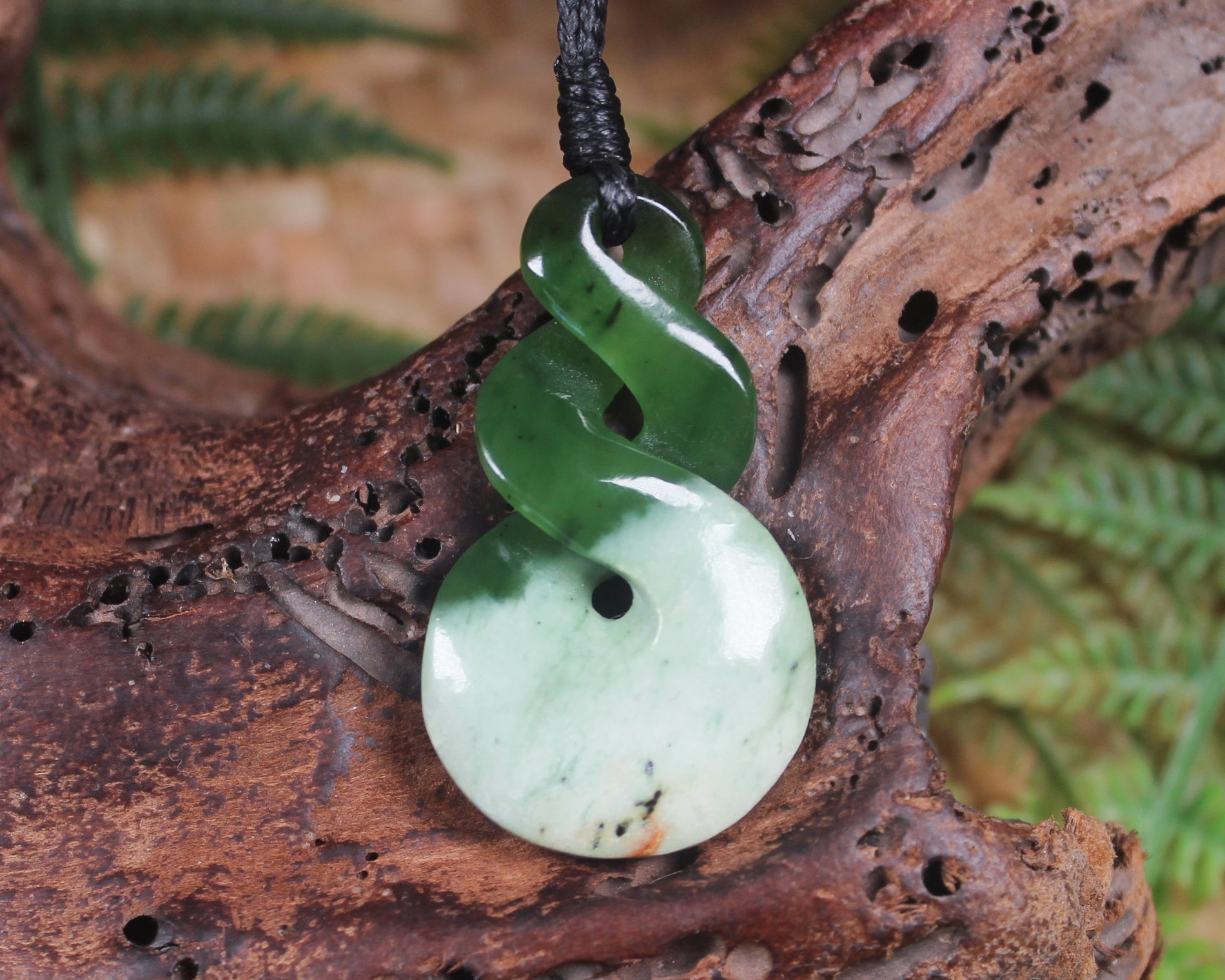 Twist carved from Rimu Pounamu - NZ Greenstone