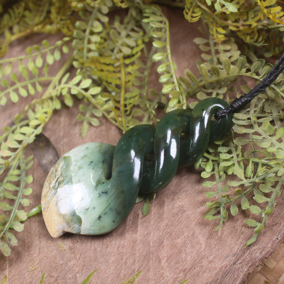 Twist carved from Kawakawa Pounamu - NZ Greenstone