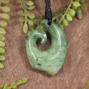 Hei Matau or Fish Hook carved from Kawakawa Pounamu - NZ Greenstone