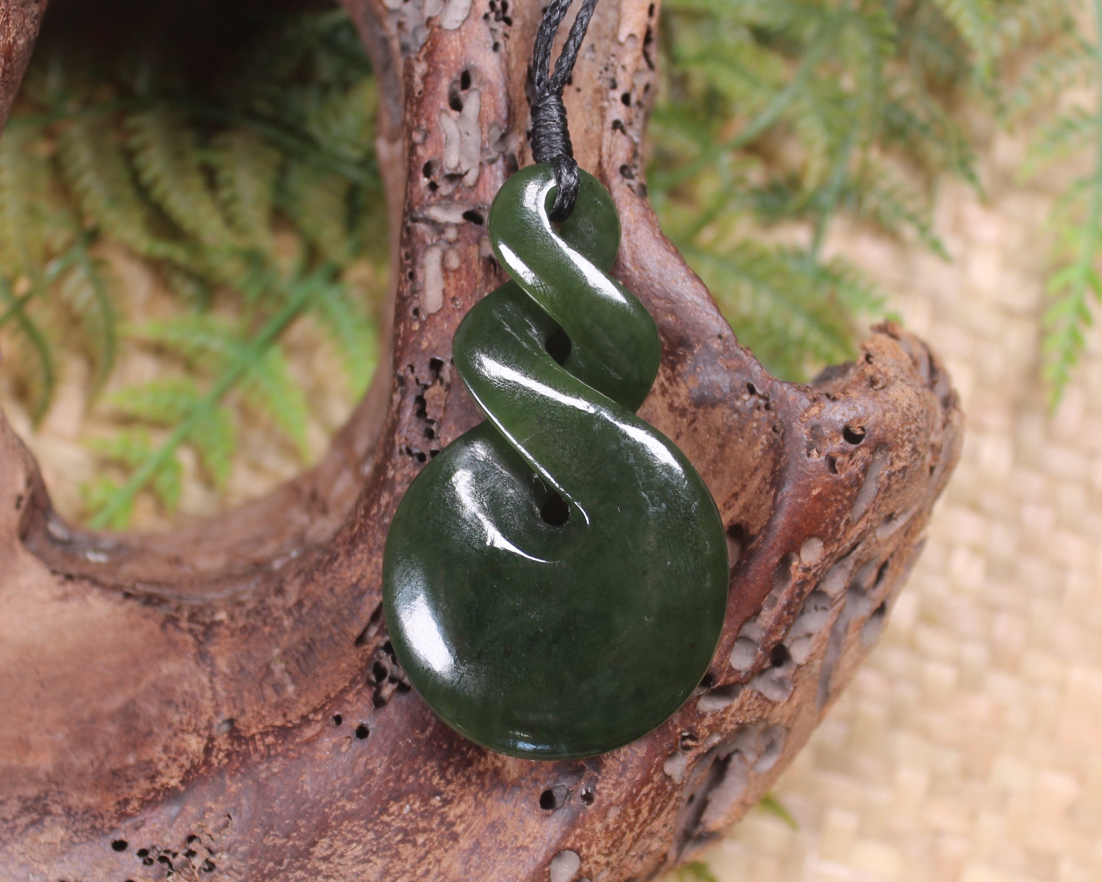 Twist carved from Rimu Pounamu - NZ Greenstone