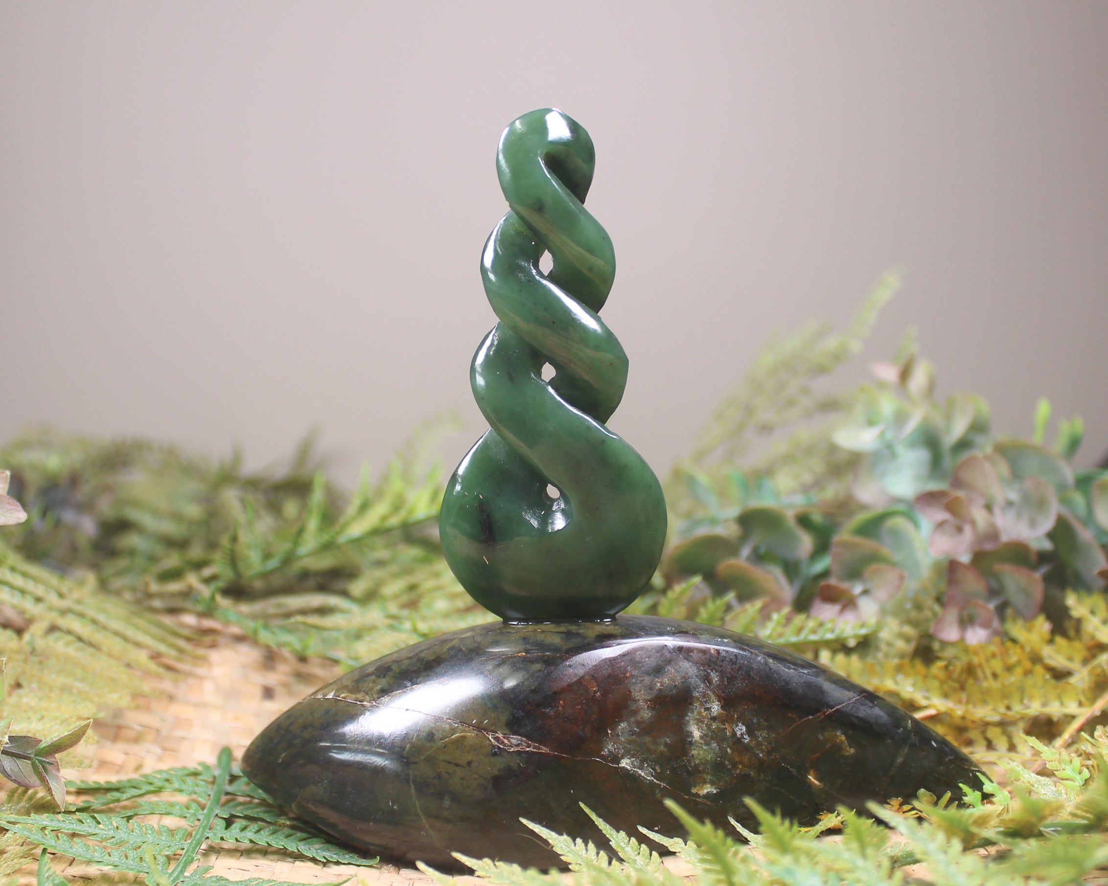 Twist Sculpture carved from Hapopo Pounamu - NZ Greenstone