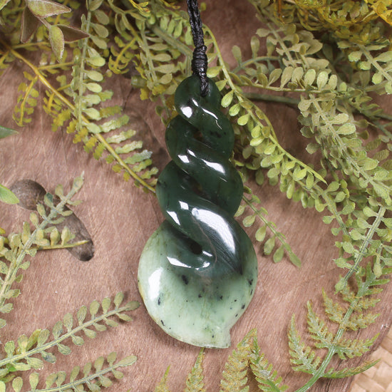Twist carved from Kawakawa Pounamu - NZ Greenstone