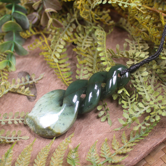 Twist carved from Kawakawa Pounamu - NZ Greenstone