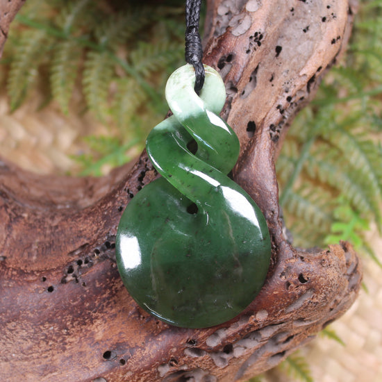 Twist carved from Rimu Pounamu - NZ Greenstone