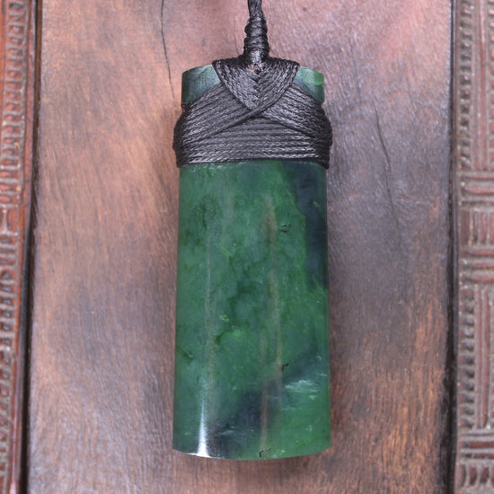 Kawakawa Pounamu Toki