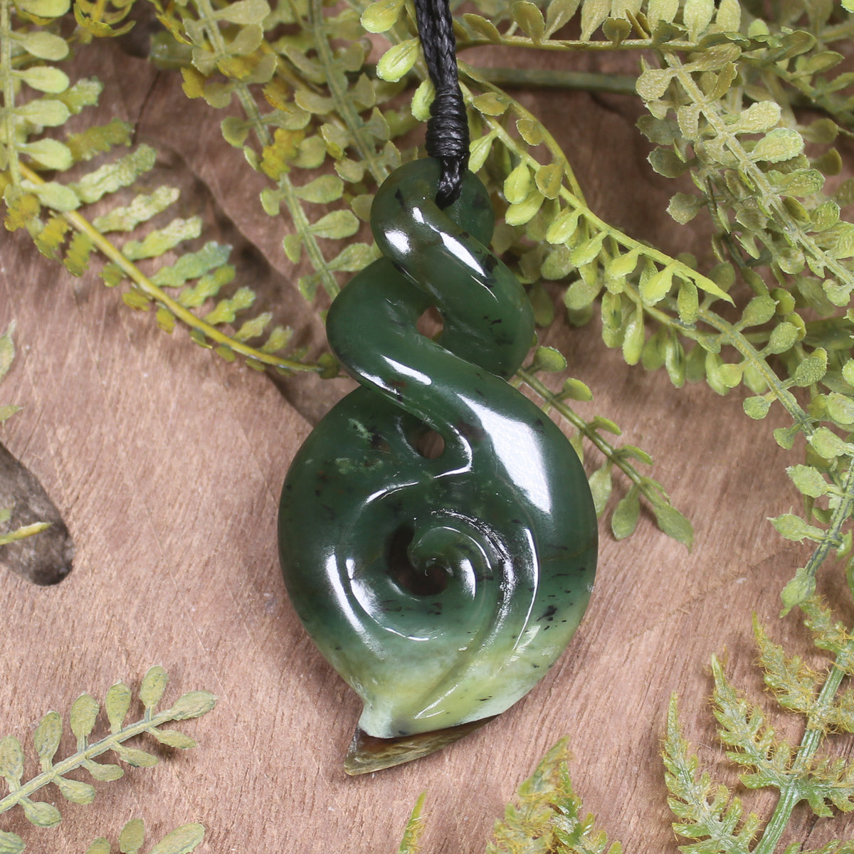 Koru Twist carved from Kawakawa Pounamu - NZ Greenstone
