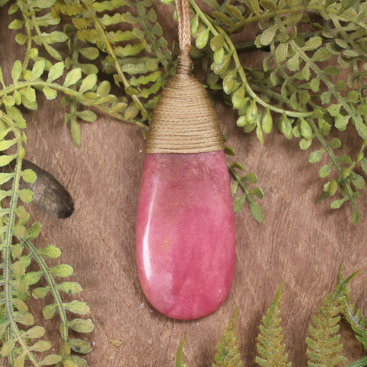 Rhodonite Roimata pendant