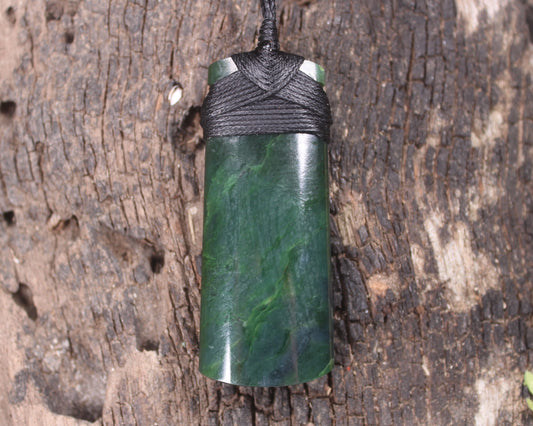 Kawakawa Pounamu Toki