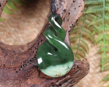 Twist carved from Rimu Pounamu - NZ Greenstone