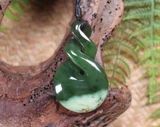 Twist carved from Rimu Pounamu - NZ Greenstone