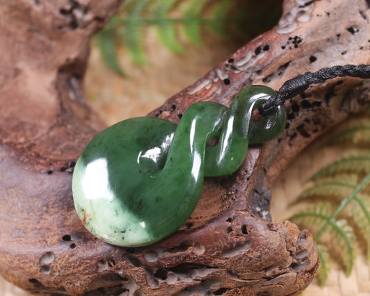 Twist carved from Rimu Pounamu - NZ Greenstone