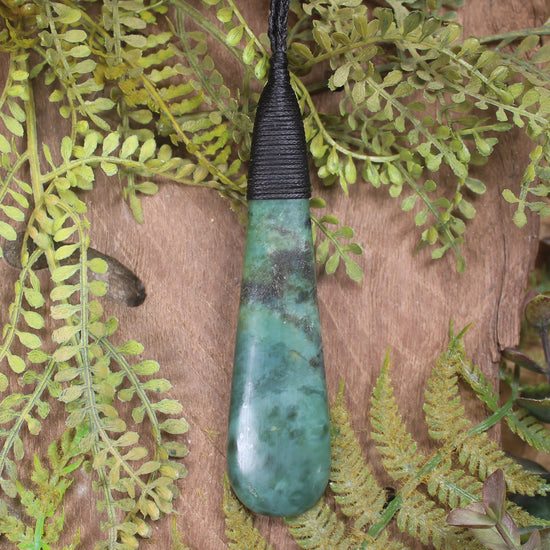 Inanga Pounamu Roimata Pendant - NZ Greenstone
