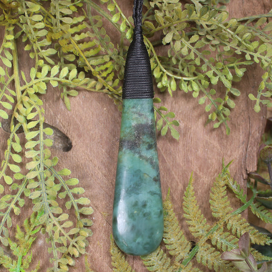Inanga Pounamu Roimata Pendant - NZ Greenstone