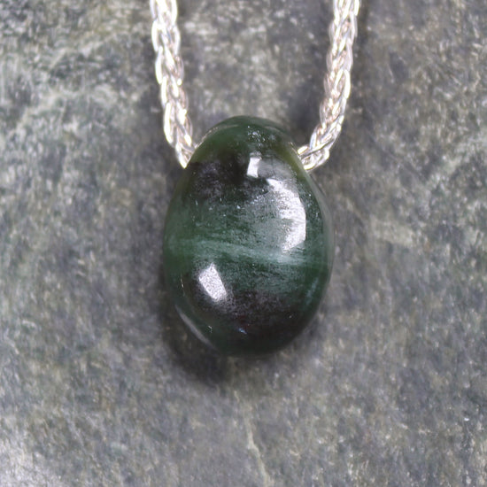 Rimu Pounamu pendant  - NZ Greenstone