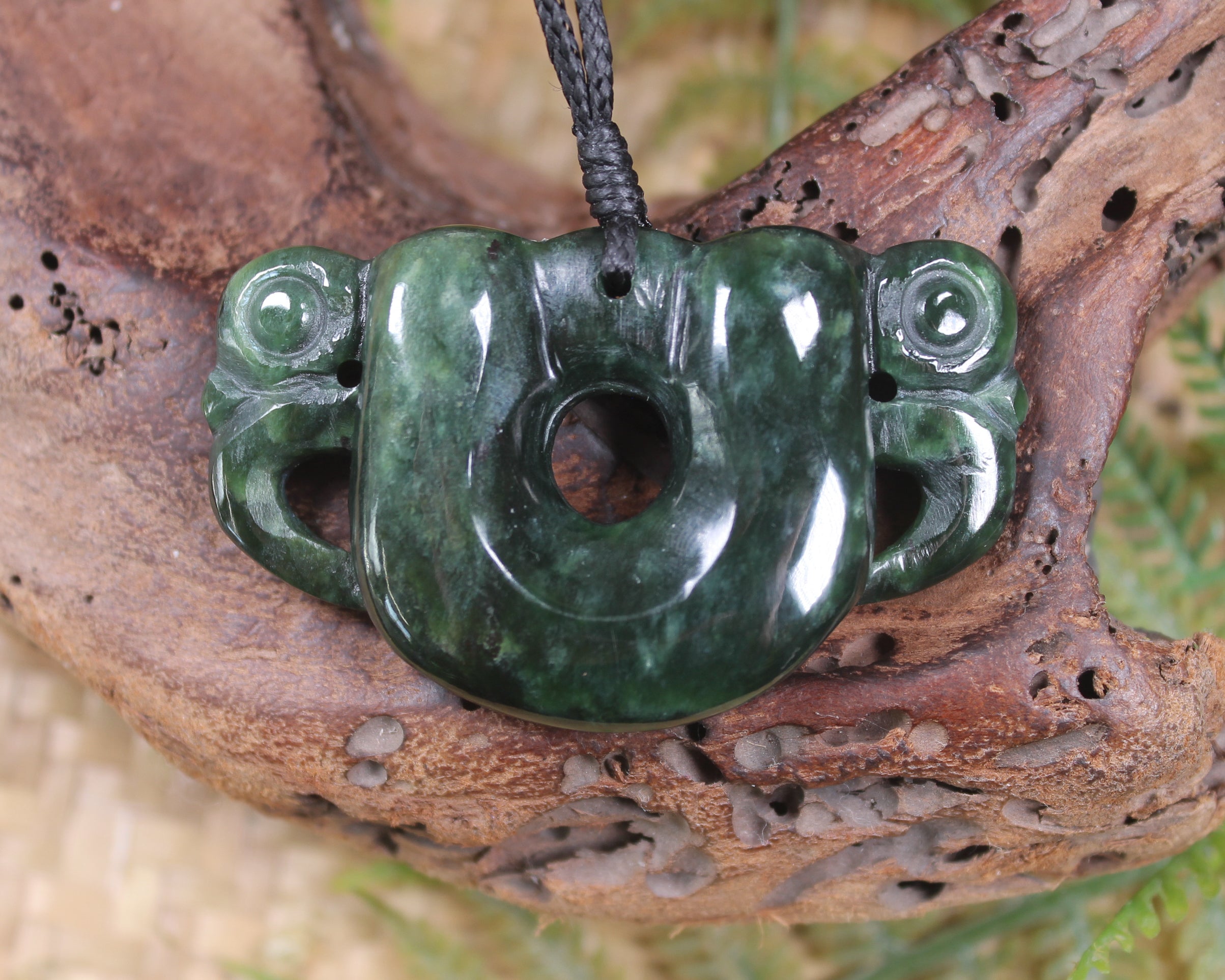 Pekapeka Pendant carved from Kawakawa Pounamu - NZ Greenstone