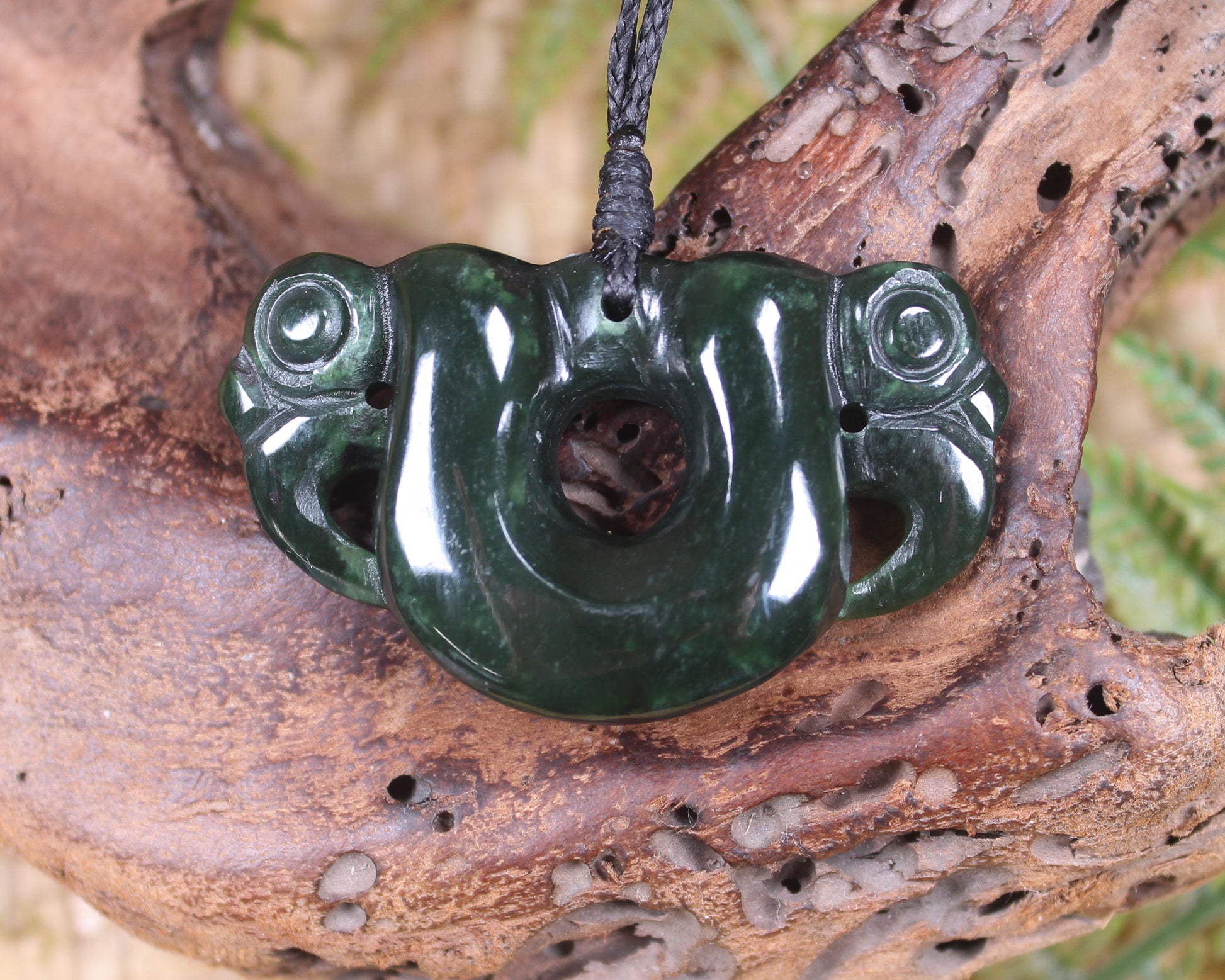 Pekapeka Pendant carved from Kawakawa Pounamu - NZ Greenstone