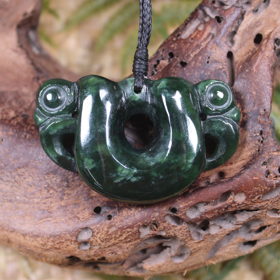 Pekapeka Pendant carved from Kawakawa Pounamu - NZ Greenstone