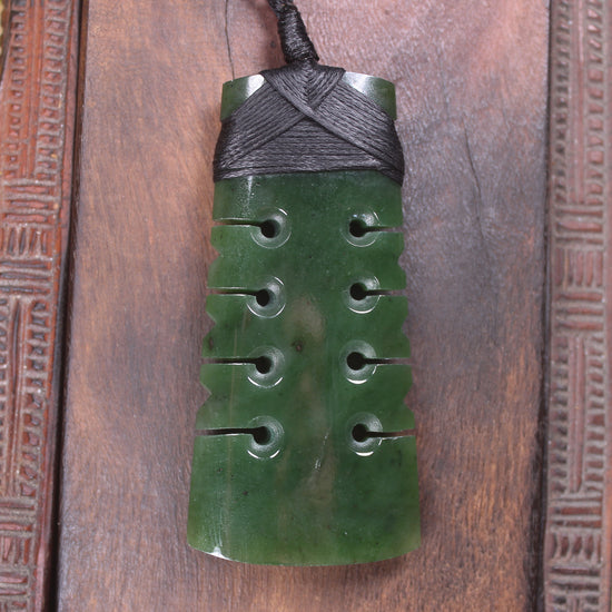 Kawakawa Pounamu Toki