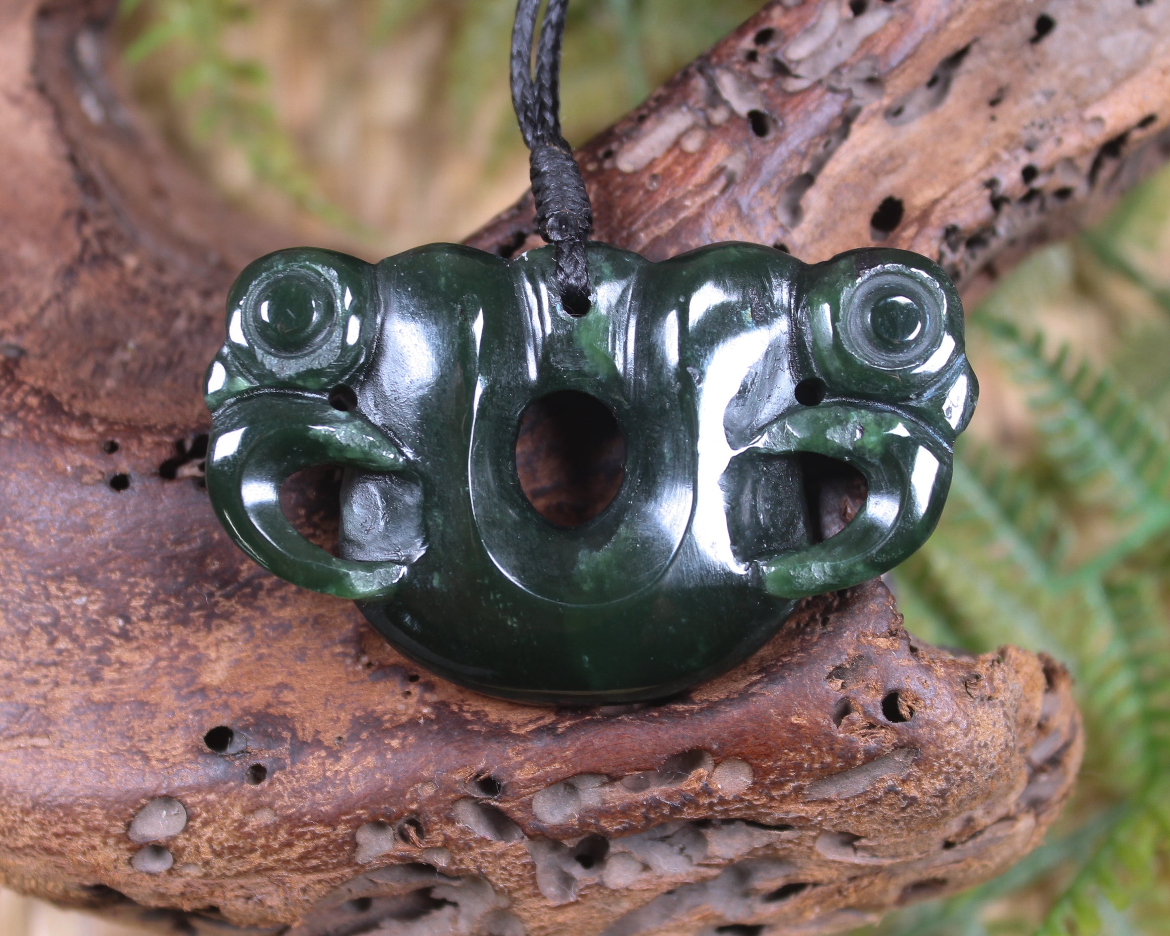 Pekapeka Pendant carved from Kawakawa Pounamu - NZ Greenstone