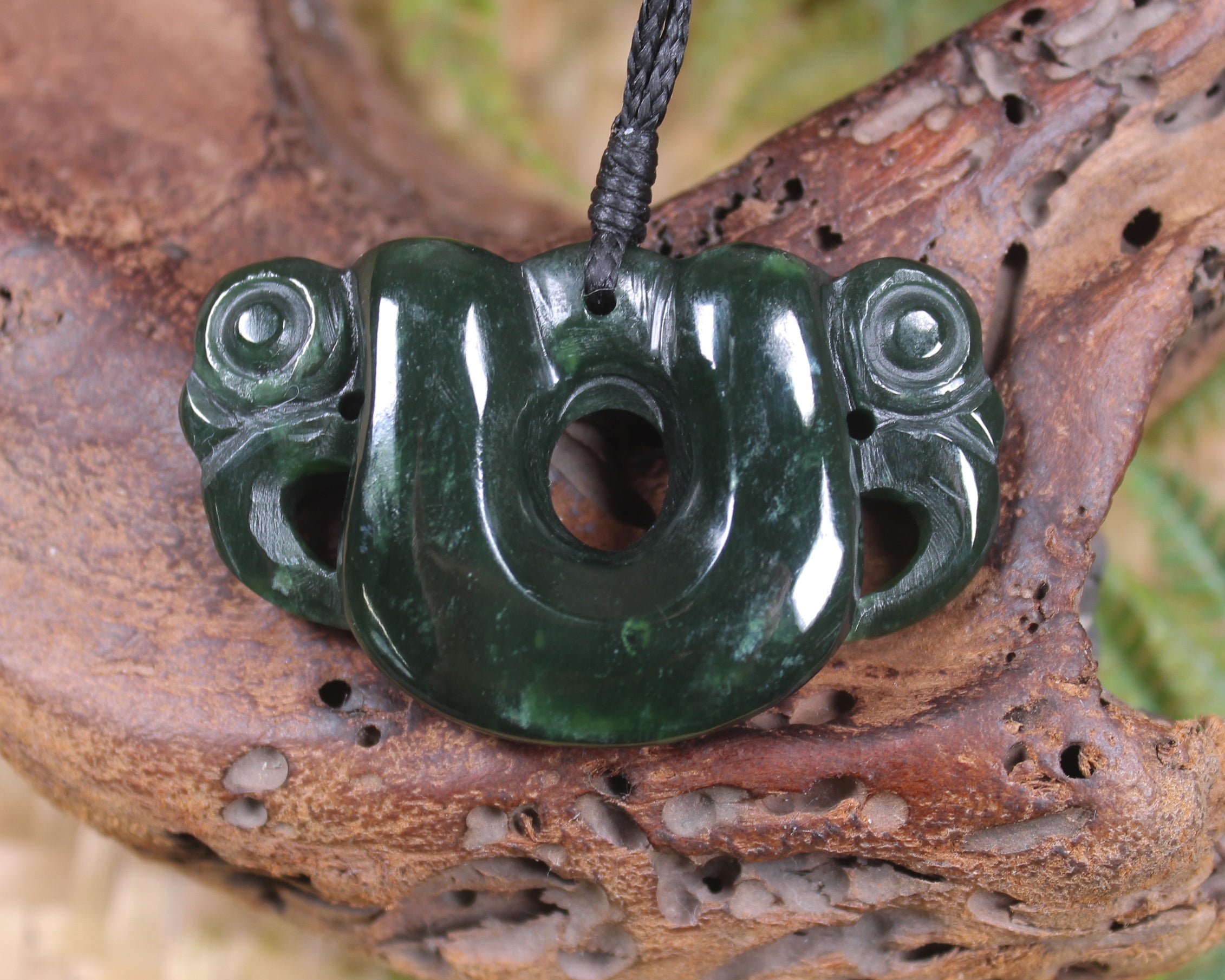 Pekapeka Pendant carved from Kawakawa Pounamu - NZ Greenstone