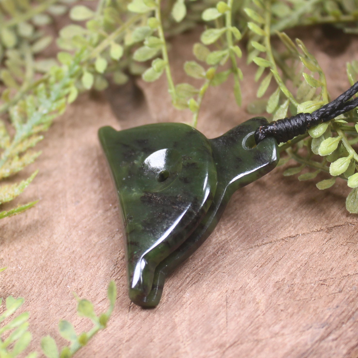 Rimu Pounamu Dog Whistle Pendant - NZ Greenstone