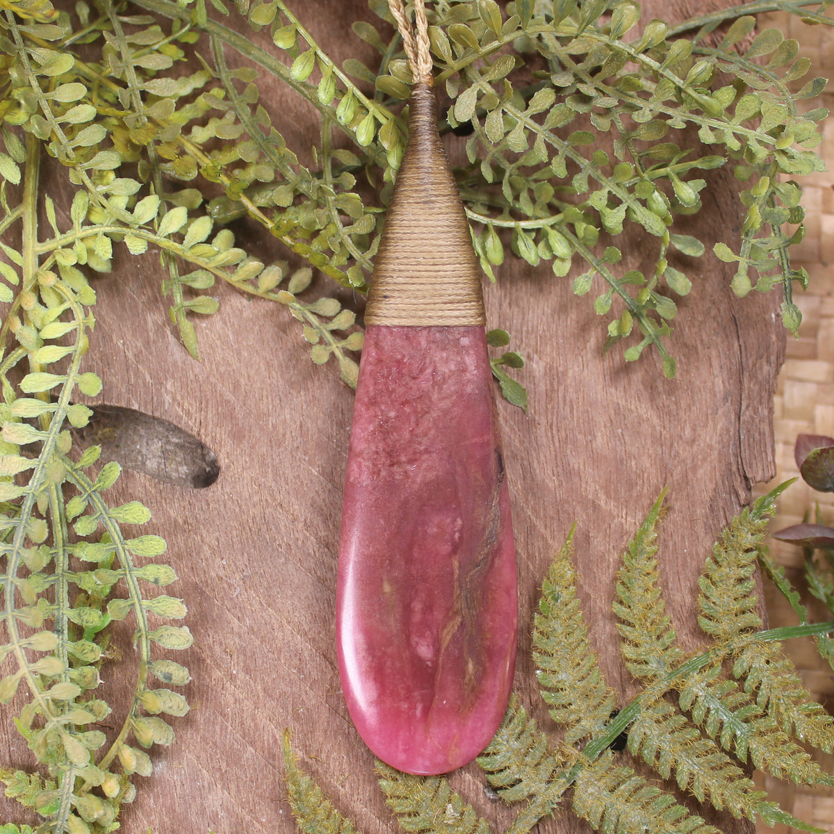 Rhodonite Roimata pendant