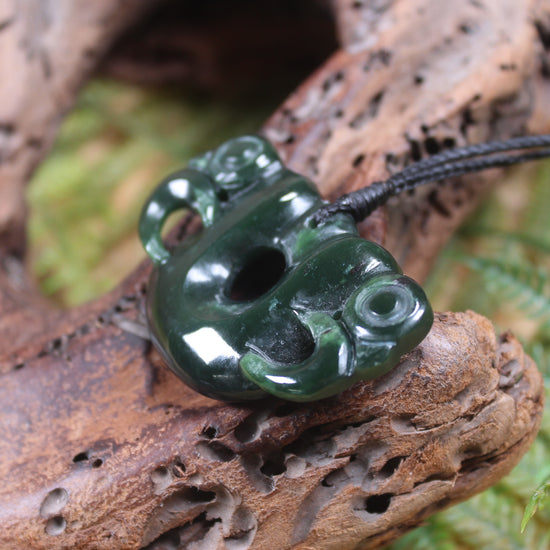 Pekapeka Pendant carved from Kawakawa Pounamu - NZ Greenstone