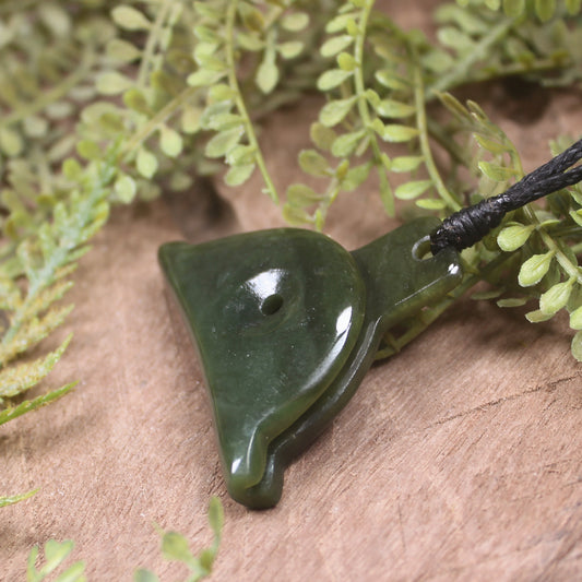 Rimu Pounamu Dog Whistle Pendant - NZ Greenstone