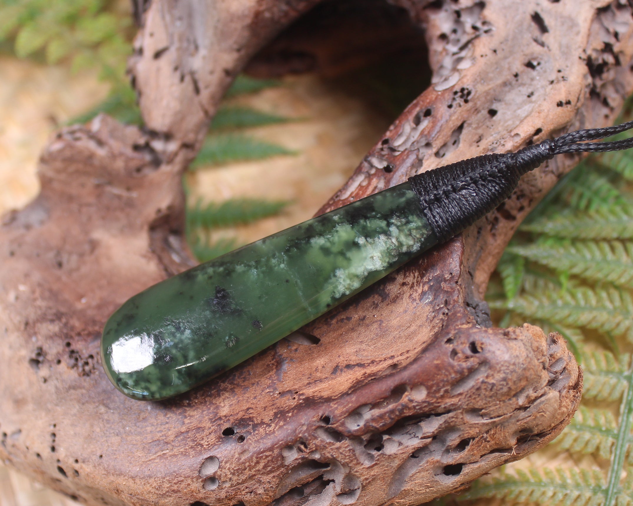 Rimu Pounamu Roimata Pendant - NZ Greenstone