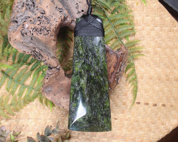 Toki or Adze carved from Douglas Creek - NZ Greenstone