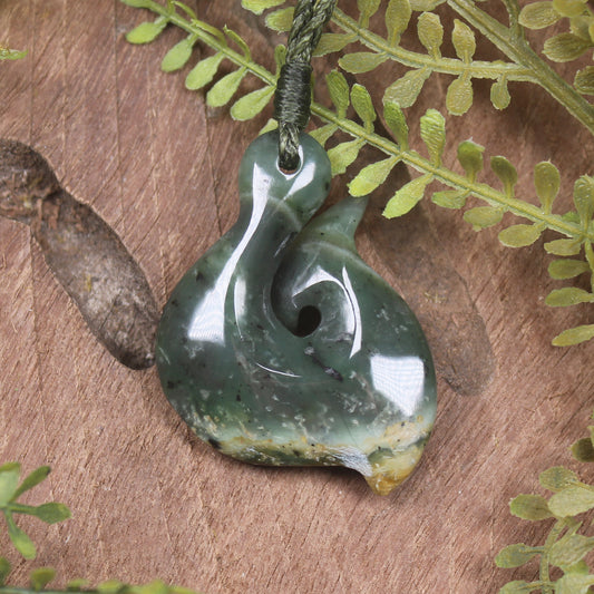 Flower Jade Hei Matau pendant  - NZ Greenstone