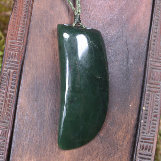 Taniwha Tooth or Niho carved from Kawakawa Pounamu - NZ Greenstone