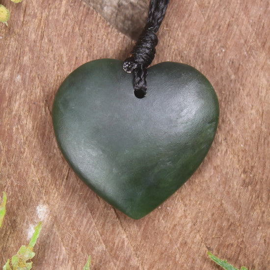 Heart carved from Kawakawa Pounamu - NZ Greenstone