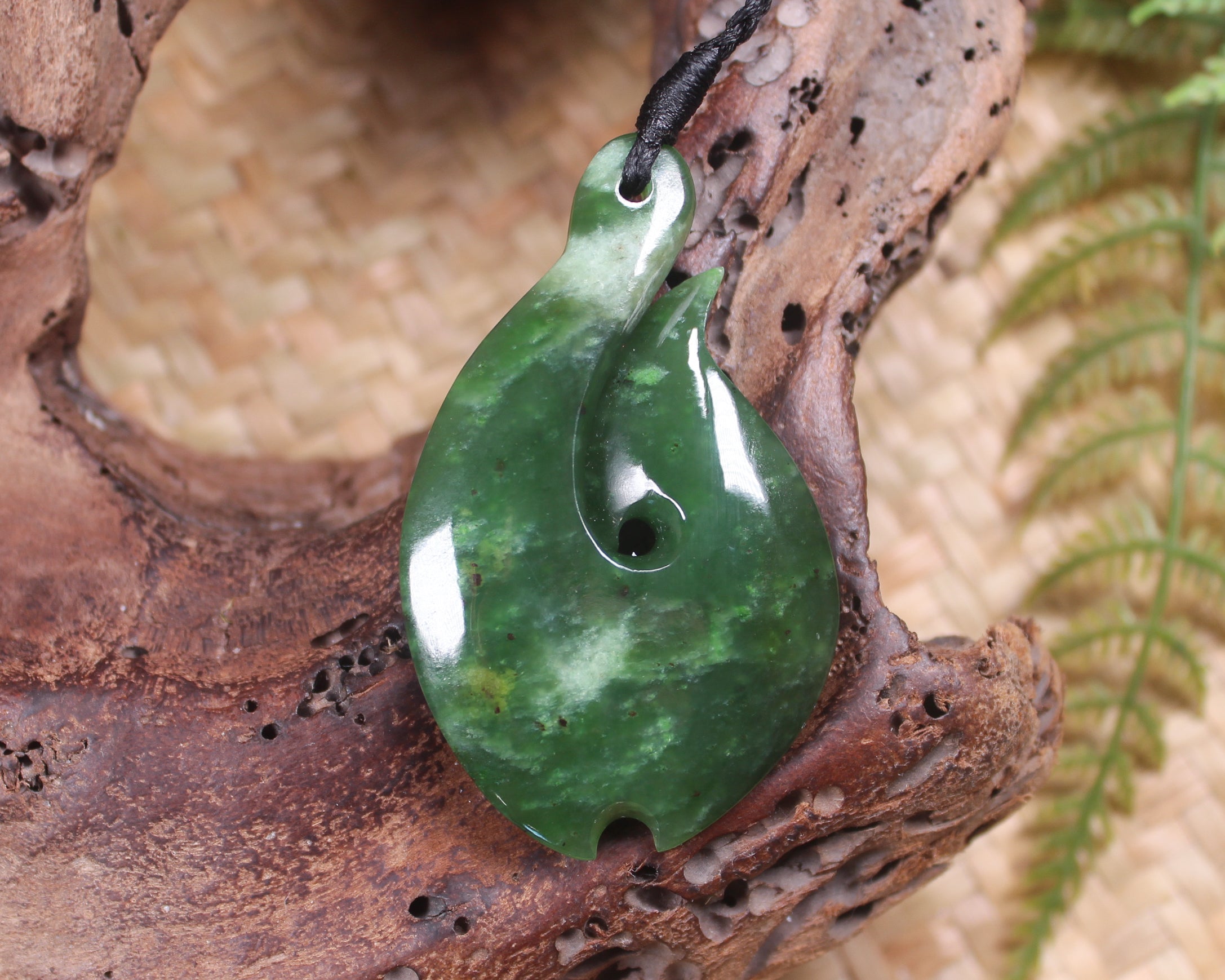 Hei Matau or Fish Hook carved from Kawakawa Pounamu - NZ Greenstone