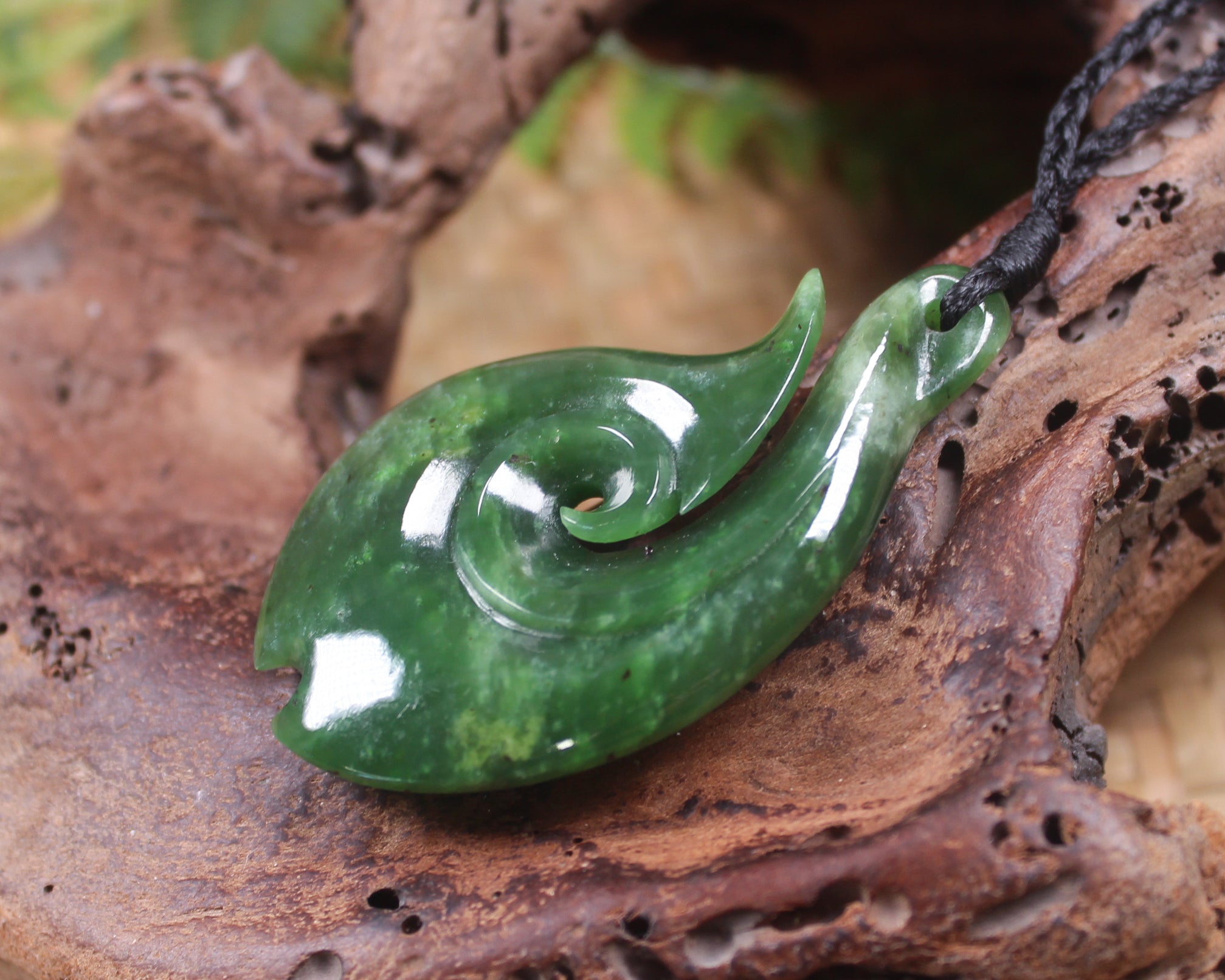 Hei Matau or Fish Hook carved from Kawakawa Pounamu - NZ Greenstone