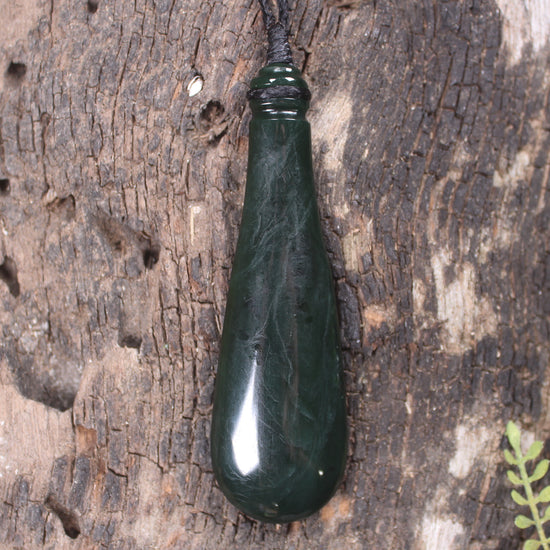 Kawakawa Mere Pendant