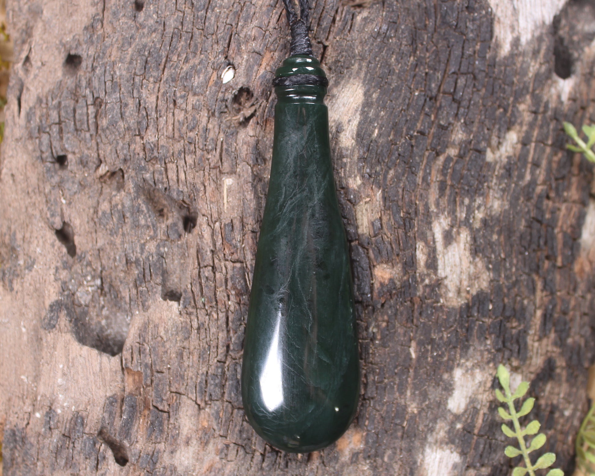 Kawakawa Mere Pendant