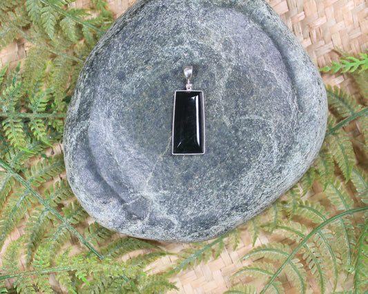 Kawakawa Pounamu pendant set in Sterling Silver - NZ Greenstone