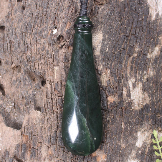 Kawakawa Mere Pendant