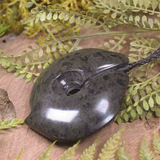 Serpentine Hei Matau pendant  - NZ Greenstone