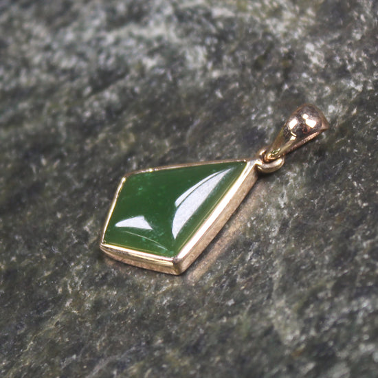 Kawakawa Pounamu pendant with a gold plated setting - NZ Greenstone