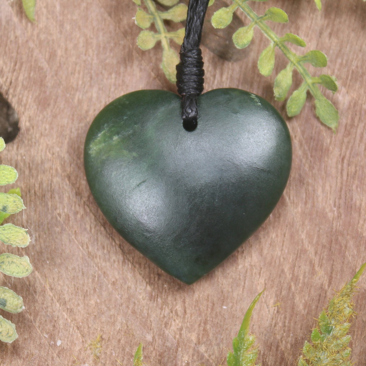 Heart carved from Kawakawa Pounamu - NZ Greenstone