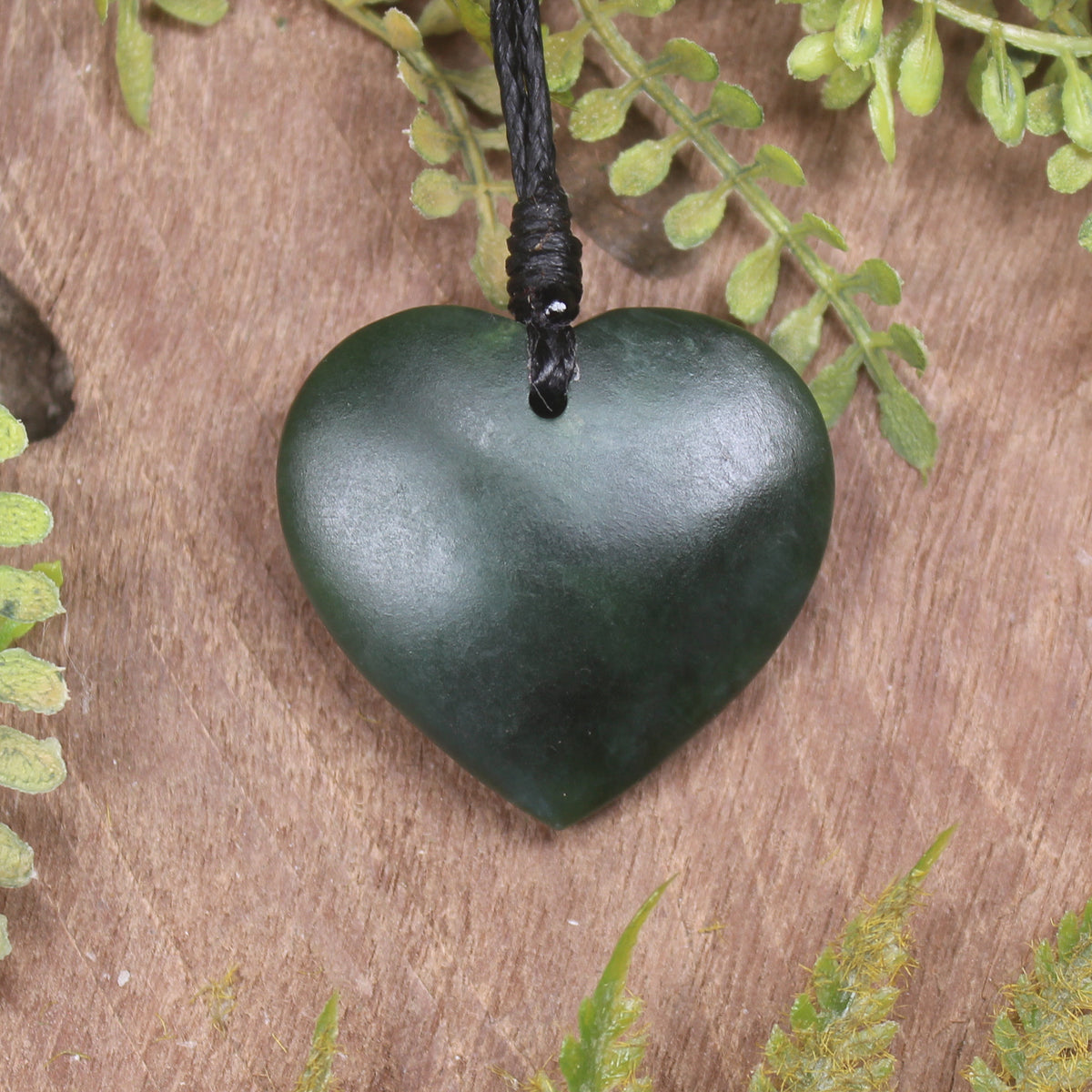 Heart carved from Kawakawa Pounamu - NZ Greenstone