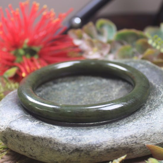 Bangle carved from Rimu Pounamu - NZ Greenstone