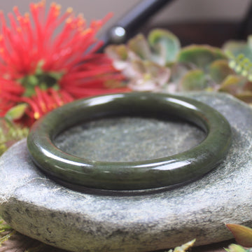 Bangle carved from Rimu Pounamu - NZ Greenstone