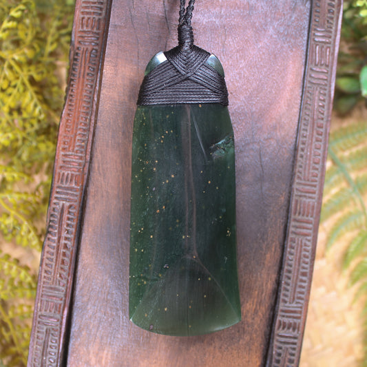 Toki or Adze Pendant carved from Tangiwai Pounamu - NZ Greenstone