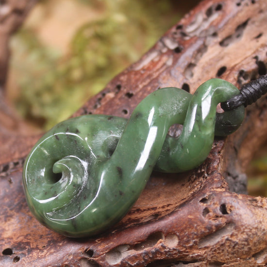 Hapopo Pounamu Koru Twist pendant - NZ Greenstone