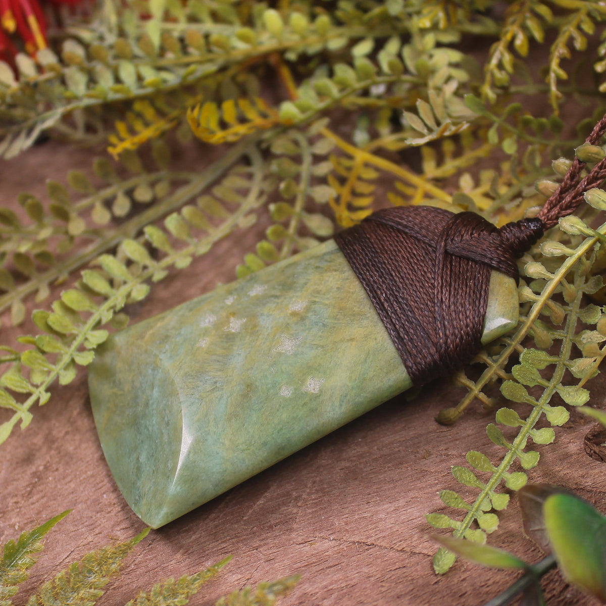 Flower Jade Pounamu Toki pendant - NZ Greenstone