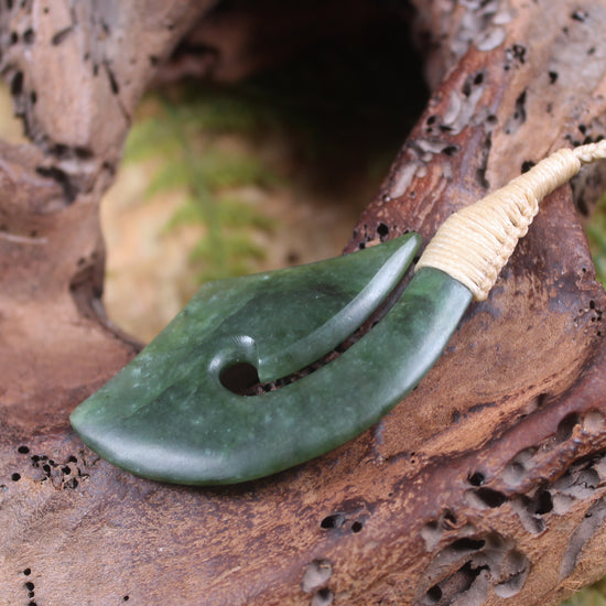 Hei Matau or Fish Hook carved from Kawakawa Pounamu - NZ Greenstone