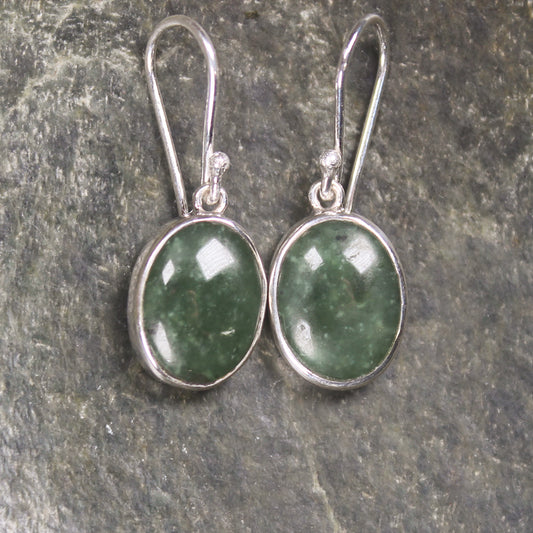 Roimata or Teardrop earrings carved from Hapopo Pounamu - NZ Greenstone
